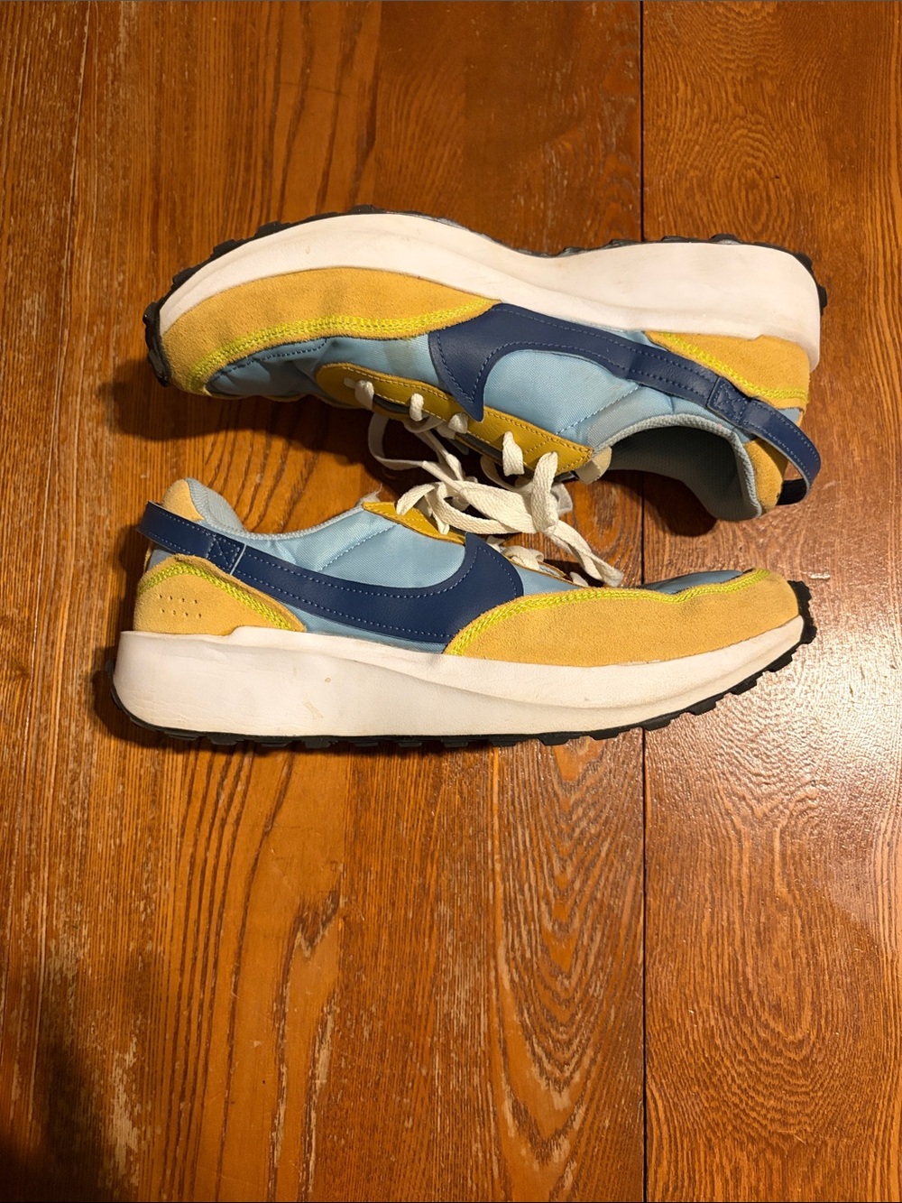 Women’s Nike Retro Two-Tone Runner Sneakers in Yellow & Light Blue